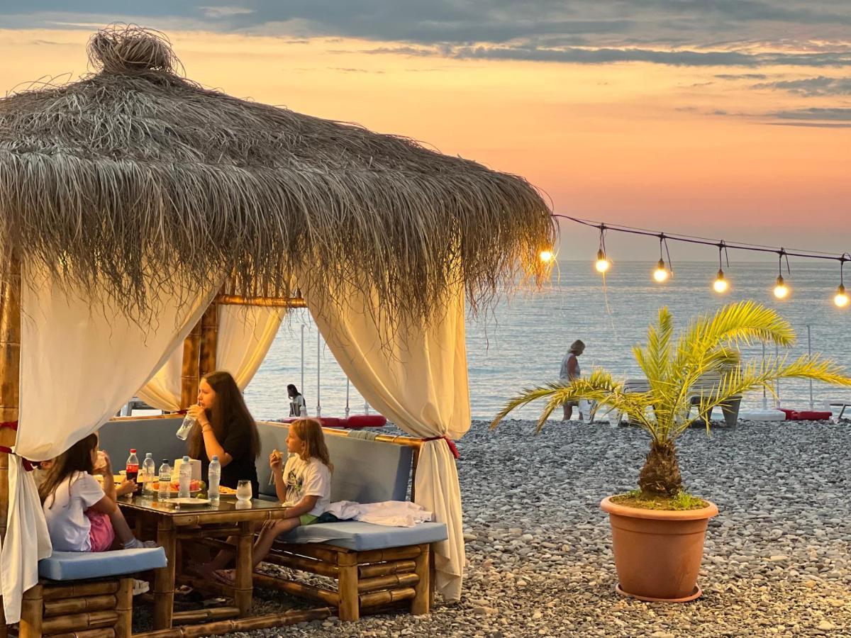 Kvariati Palma Hotel Kültér fotó